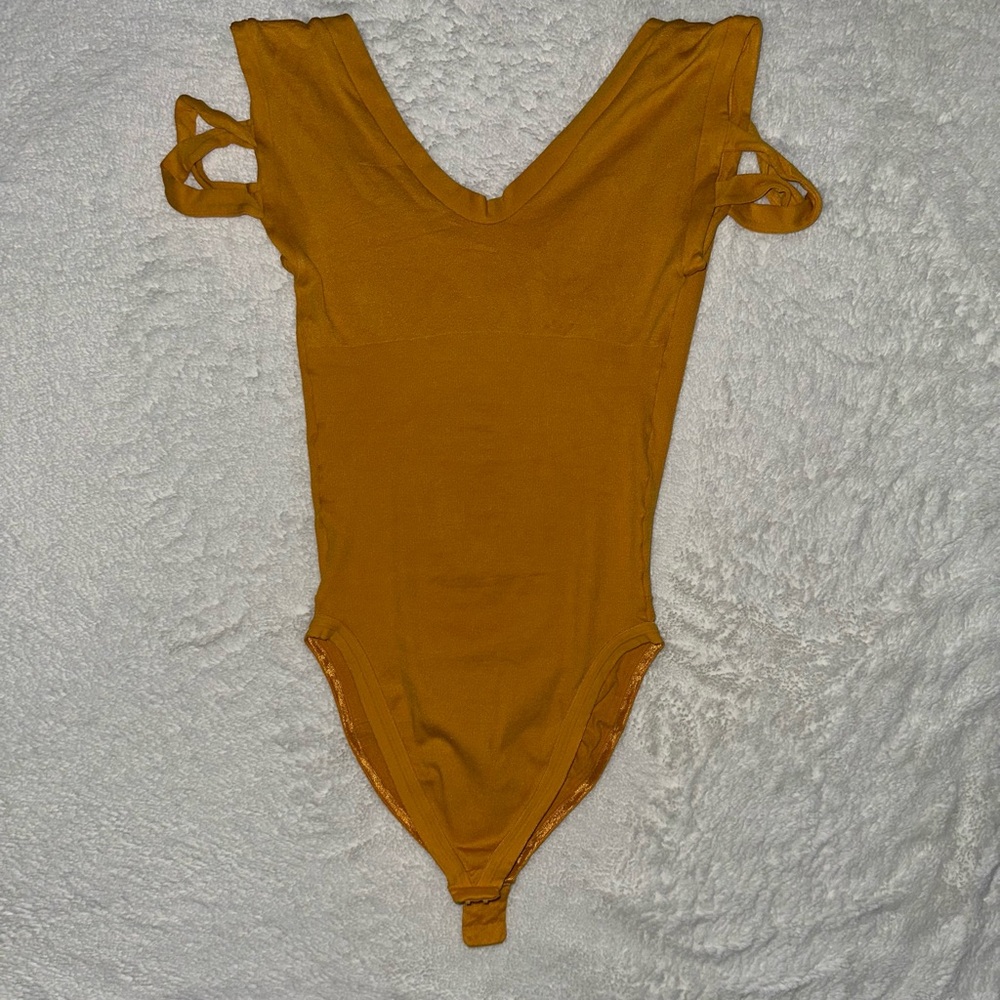 Ritchi bodysuit with open back